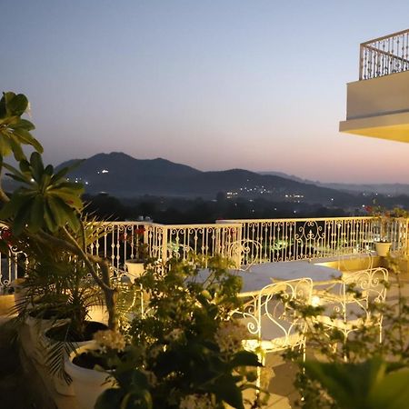 Hotel The Kehloor Udaipur Exterior foto