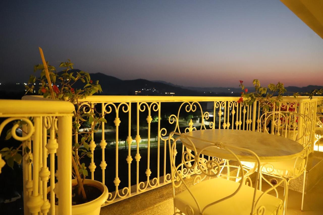 Hotel The Kehloor Udaipur Exterior foto